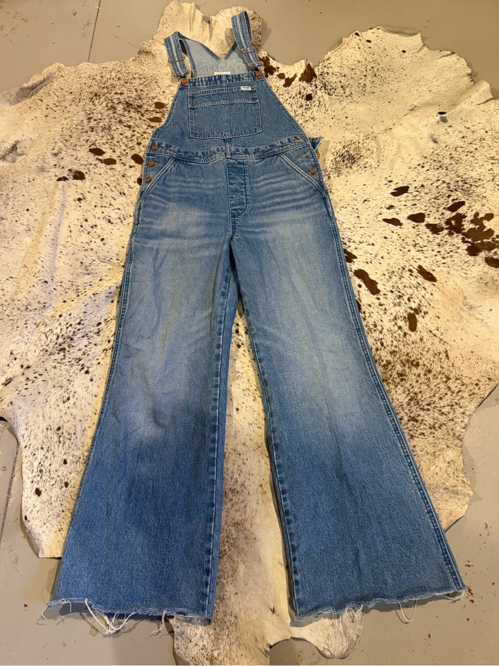 Wrangler Light Blue Denim Overalls, Summer Staple!